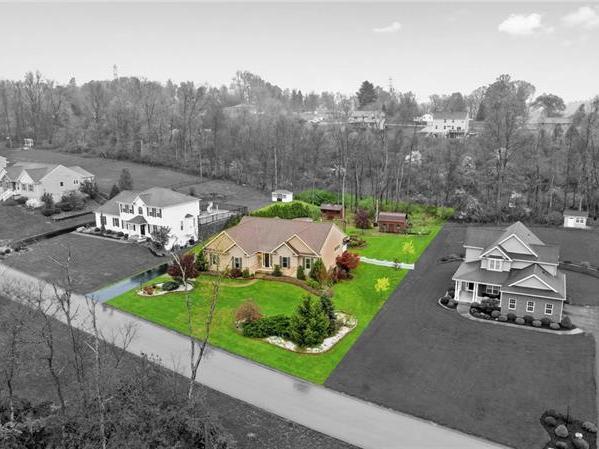 1070 Red Tail Hollow Road